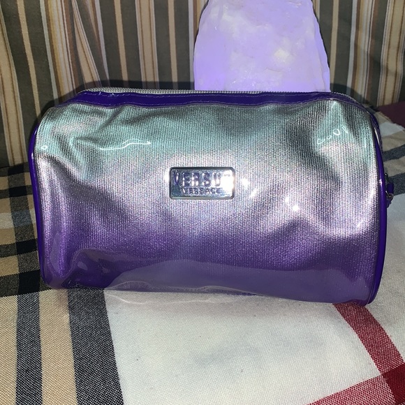 💫✨ Versace Versus Beauty Make up Case 💫✨Nylon Unisex💫✨
#VV2 - Picture 1 of 10
